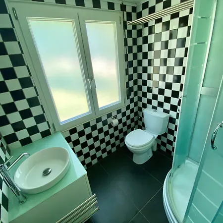 De La Troquette シャレー *